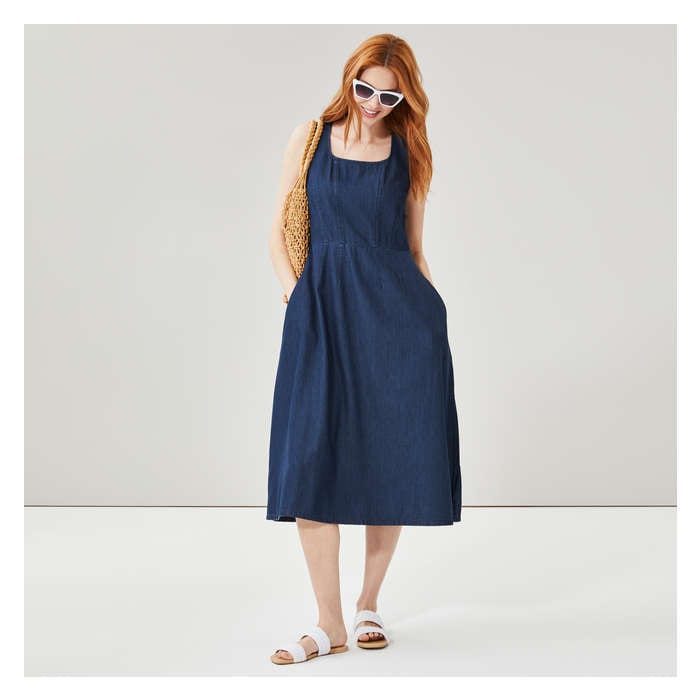 Aux Femmes Robe midi en denim - Laver Foncé